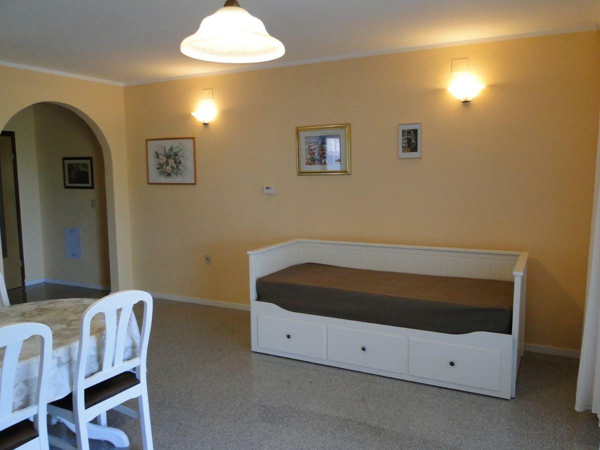 Apartments Villa Maran Umag Exteriör bild