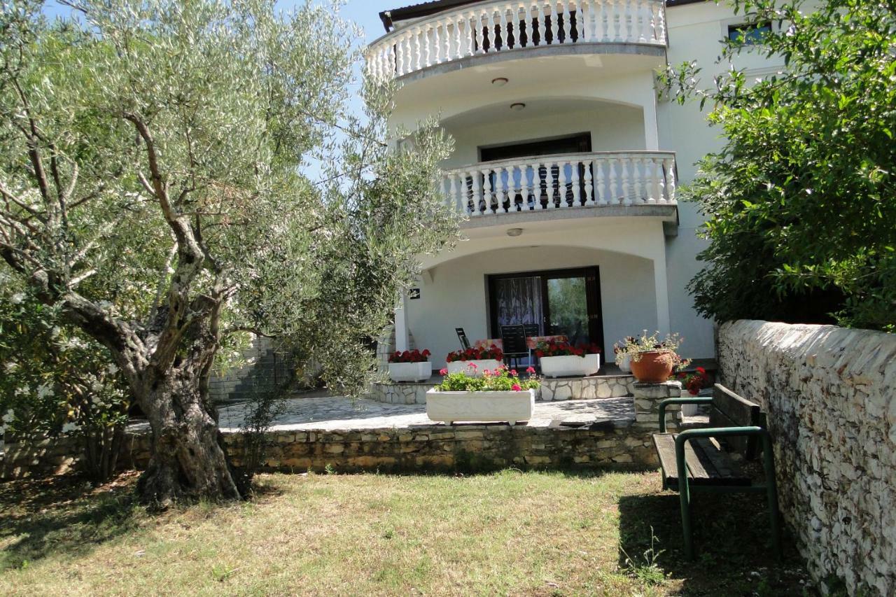 Apartments Villa Maran Umag Exteriör bild
