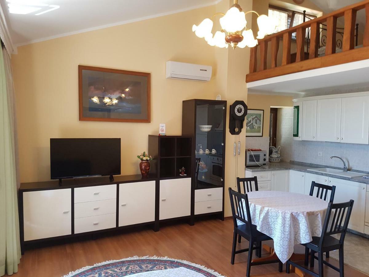 Apartments Villa Maran Umag Exteriör bild